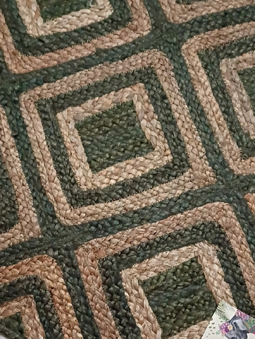 Handcrafted Geometric Jute Runner Rug in Dark Green and Natural - Picture 6 of 7